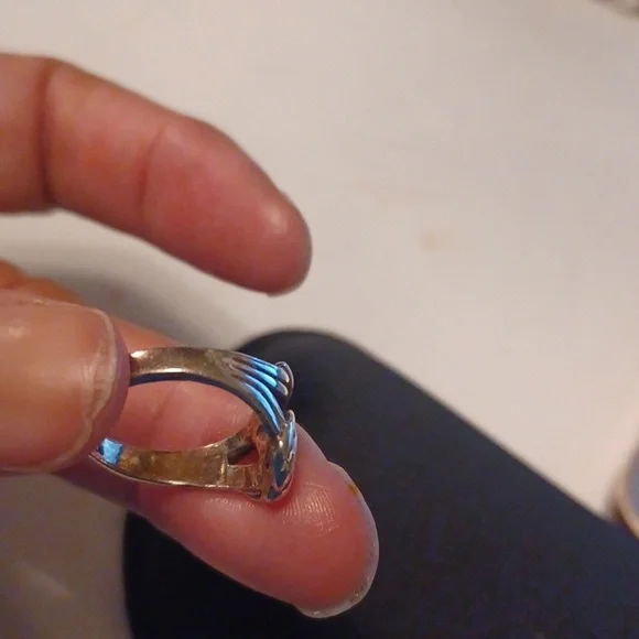 STERLING SILVER RING MARKED 925, SIZE 7 - Picture 3 of 3